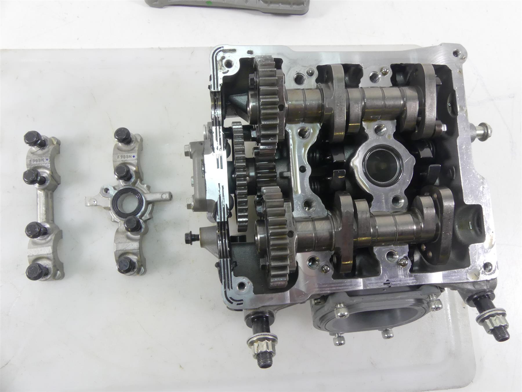 2020 Ducati Panigale V2 Rear Horizontal Cylinder Head Cylinderhead 576 30123282F {{ shop.shopifyCountryName }} - Mototech271