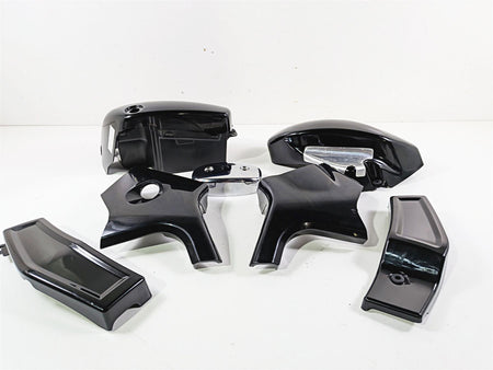 2005 Suzuki VZ800 M50 Boulevard Neck & Side Cover Fairing Set 47211-41F0 {{ shop.shopifyCountryName }} - Mototech271