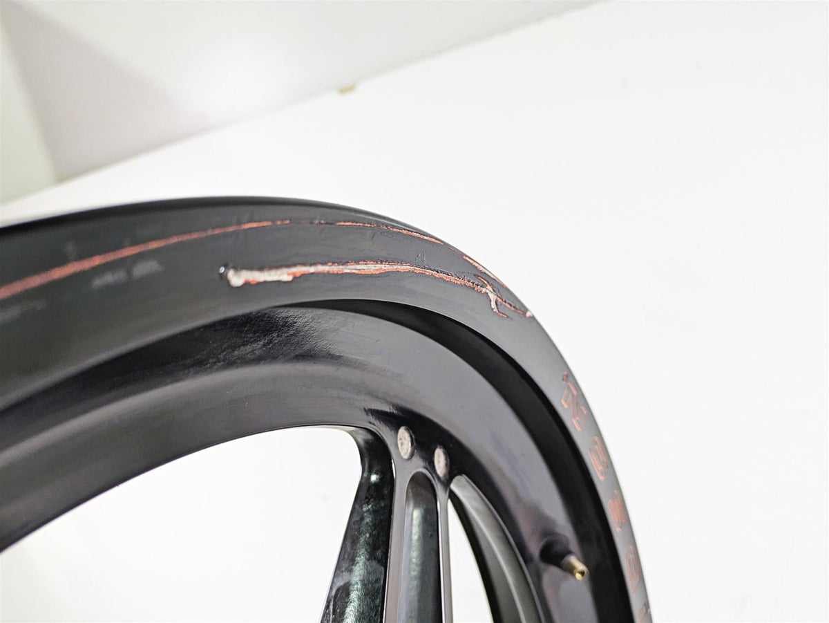 2019 Harley Softail FXDR 114 Straight Front Wheel Rim 19x3 READ 43300486 {{ shop.shopifyCountryName }} - Mototech271