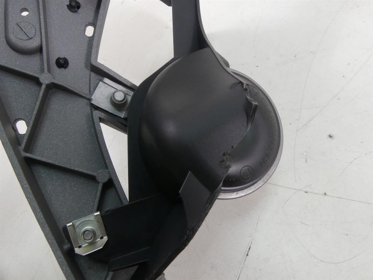 2016 BMW R1200GS K50 Right Front Panel Fairing Center Stay - Read 46638528674 {{ shop.shopifyCountryName }} - Mototech271