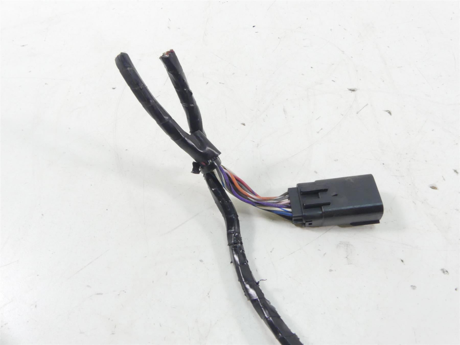 2013 Harley Touring FLHX Street Glide Right Cruise Control Switch -Read 71684-06 {{ shop.shopifyCountryName }} - Mototech271