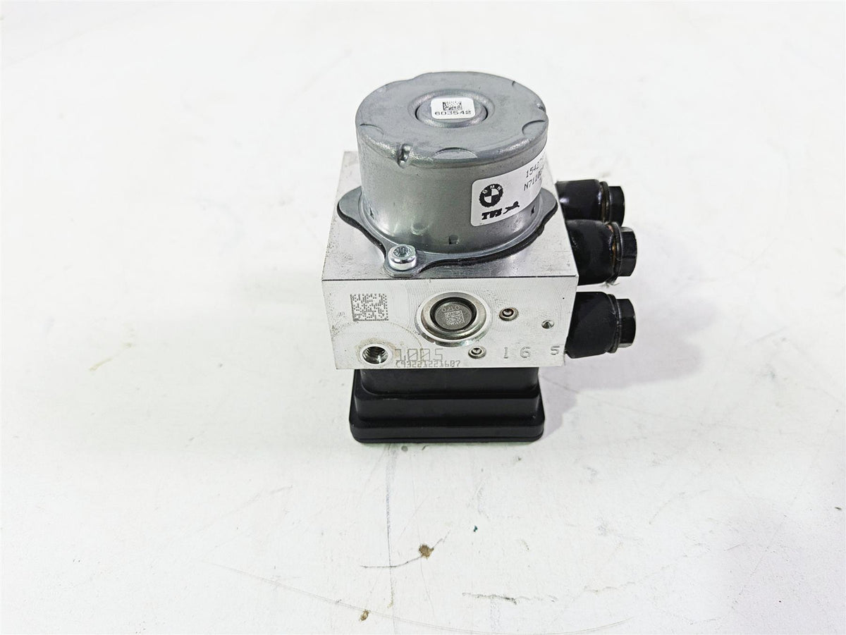2023 BMW G310R K03 Abs Brake Module Pump Unit Module 34511542798 {{ shop.shopifyCountryName }} - Mototech271
