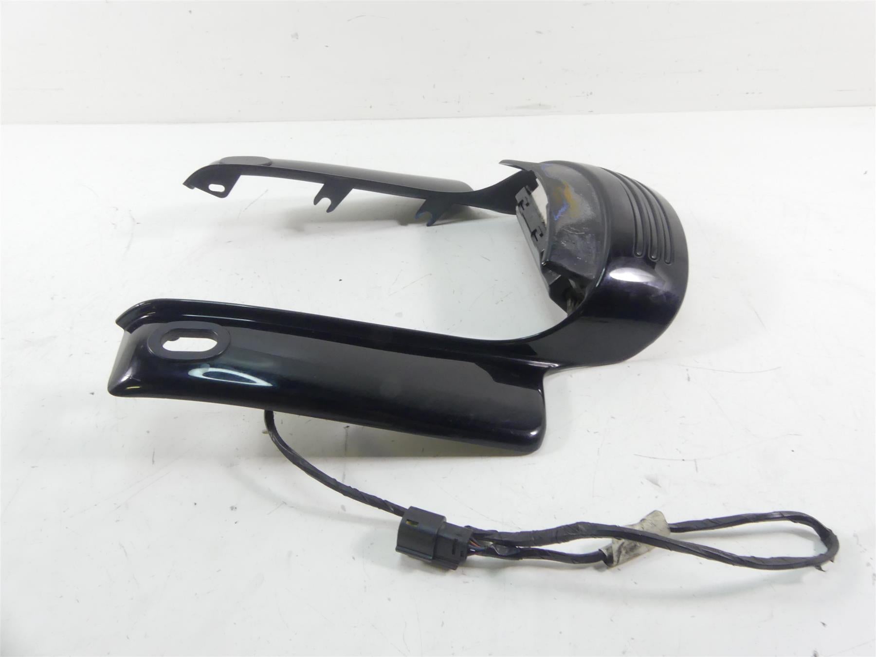 2011 Harley Touring FLTRX Road Glide Rear Taillight Tail Wing Cover 59739-09 {{ shop.shopifyCountryName }} - Mototech271
