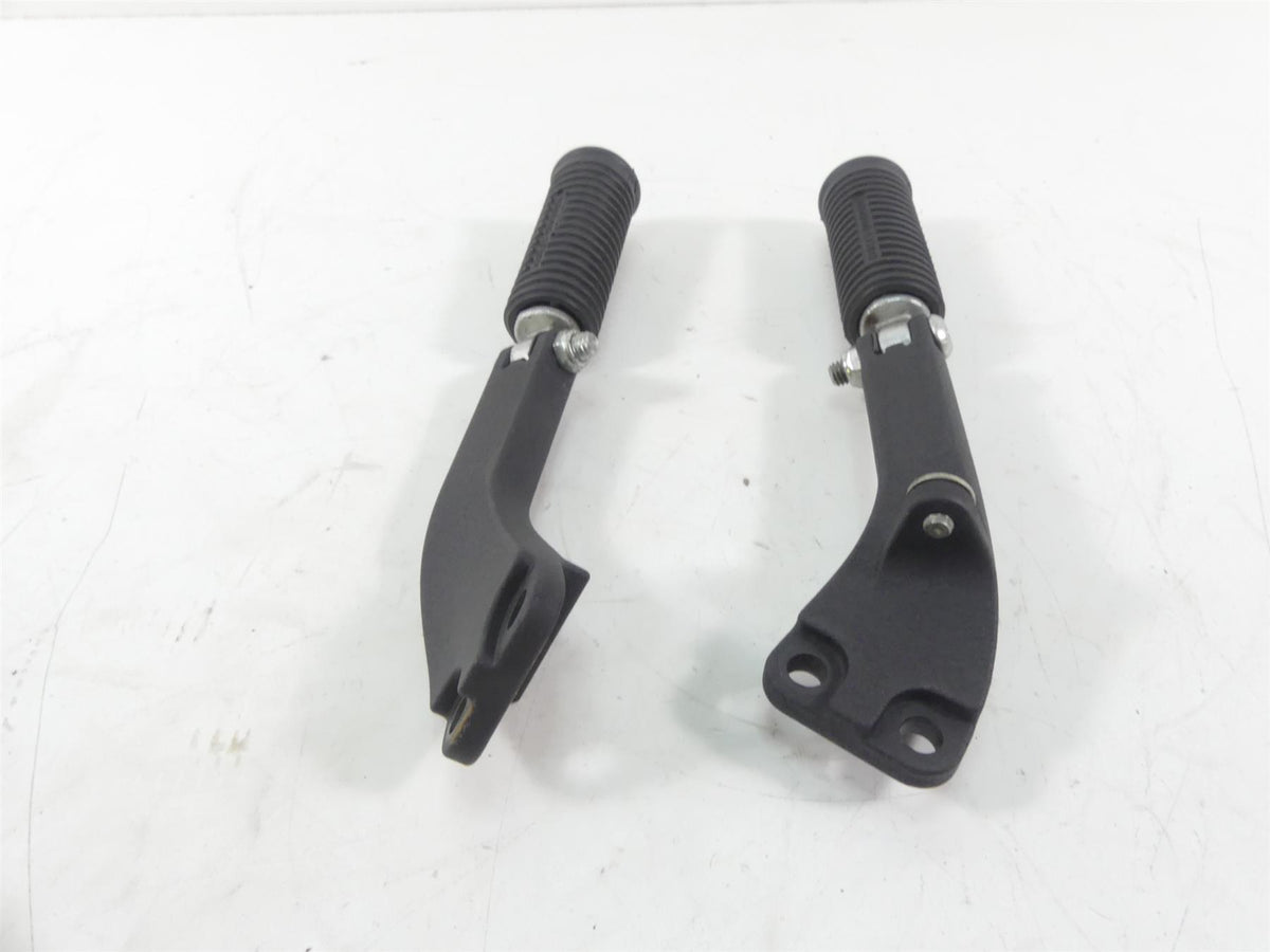 2009 Harley FXDF Dyna Fat Bob Rear Passenger Footpeg Set 49224-06A 49230-06 {{ shop.shopifyCountryName }} - Mototech271