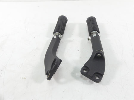 2009 Harley FXDF Dyna Fat Bob Rear Passenger Footpeg Set 49224-06A 49230-06 {{ shop.shopifyCountryName }} - Mototech271