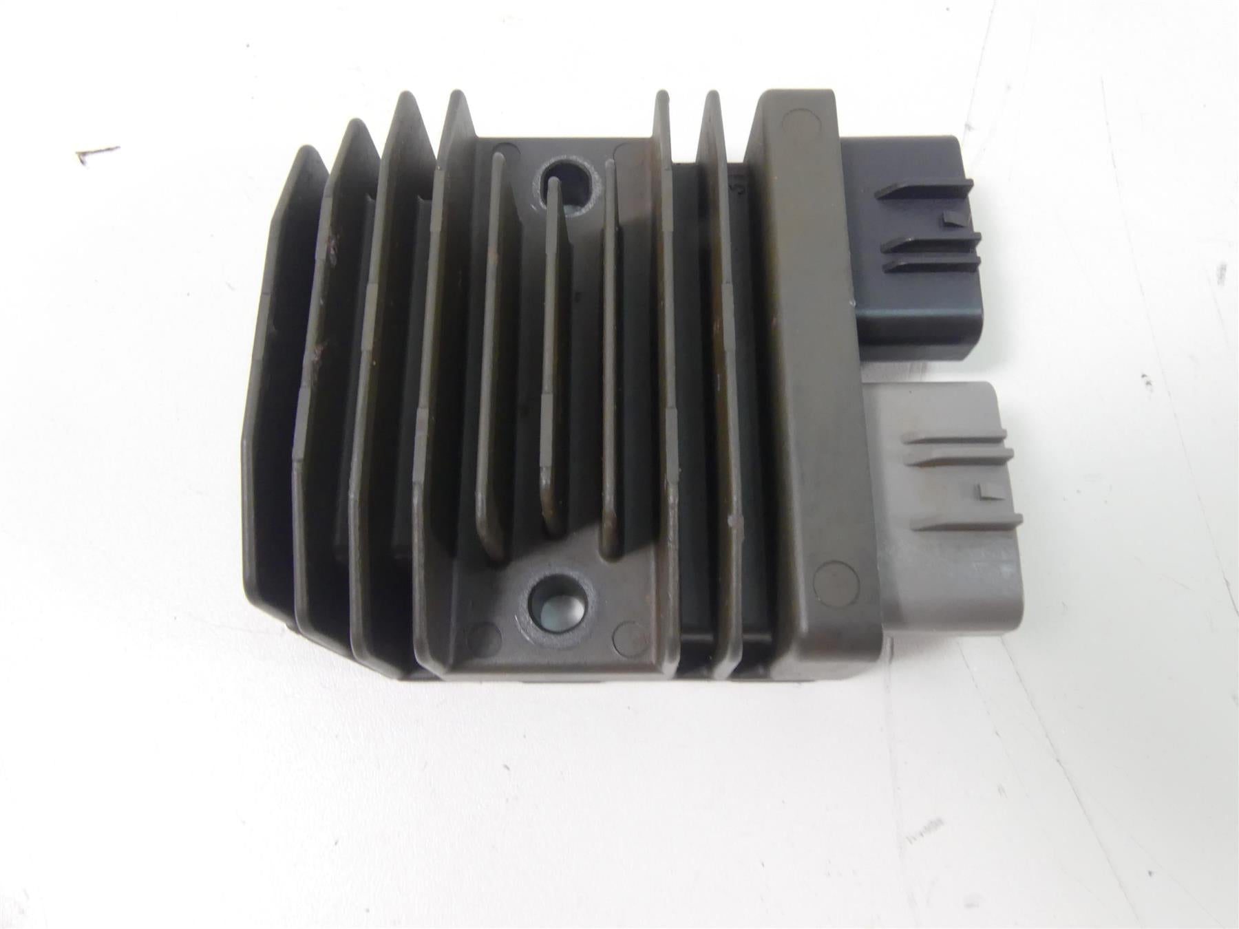 2021 Kawasaki Teryx KRX KRF 1000 Rectifier Voltage Regulator 21066-0771 {{ shop.shopifyCountryName }} - Mototech271