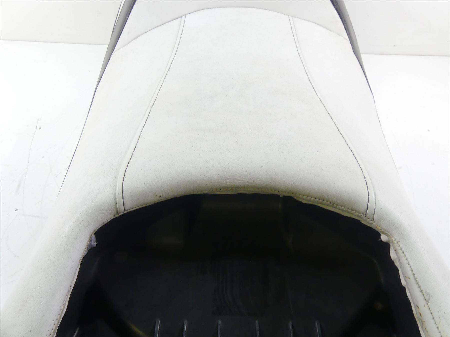 2018 Yamaha Waverunner VX 1800 Cruiser Front Seat Saddle F2X-U371A-60-00-80 {{ shop.shopifyCountryName }} - Mototech271