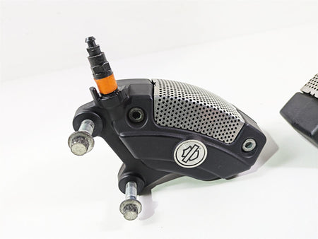 2016 Harley Touring FLHR Road King Front Brake Caliper Set 43027-08 44023-08 {{ shop.shopifyCountryName }} - Mototech271
