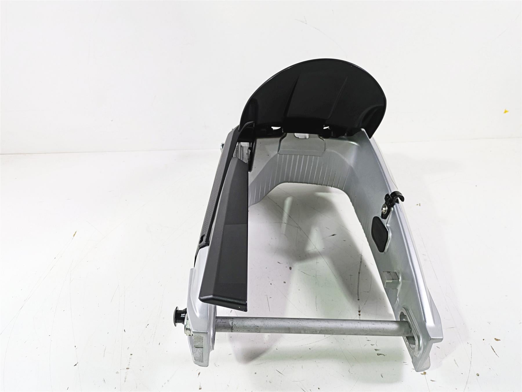 2021 Aprilia RS660 Rear Swingarm Swing Arm Fender Axle Set 2B007756 {{ shop.shopifyCountryName }} - Mototech271