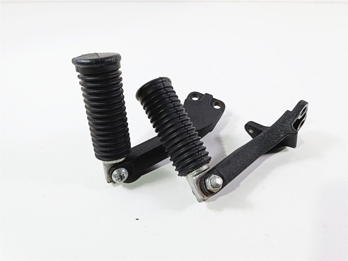 2011 Harley FXDF Dyna Fat Bob Rear Passenger Footpeg Set 49230-06 49224-06A {{ shop.shopifyCountryName }} - Mototech271
