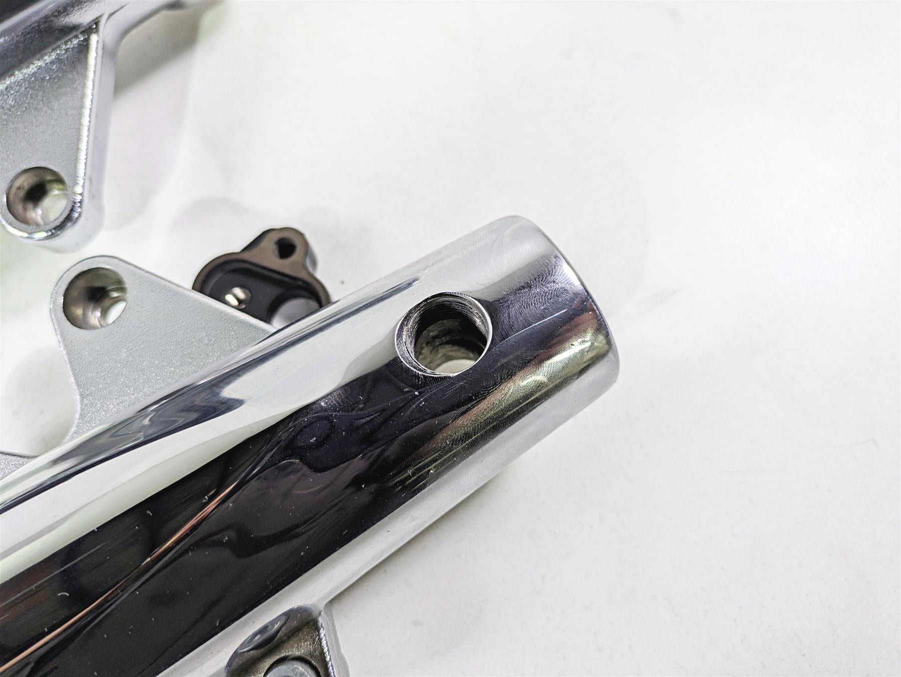 2017 Indian Chieftain Limited Front Fork Leg Set 46mm Chrome 1824021 1824022 {{ shop.shopifyCountryName }} - Mototech271