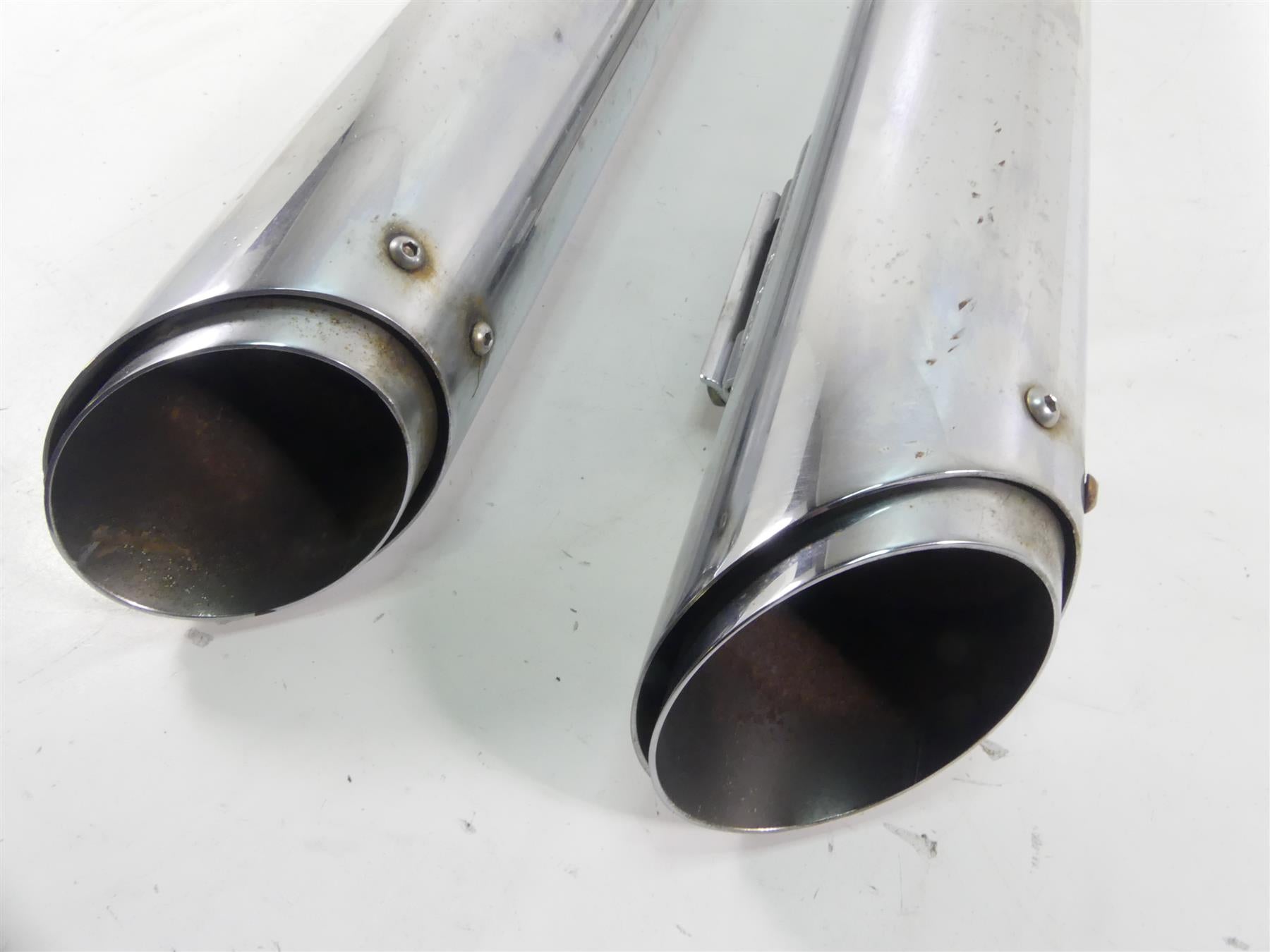 2012 Harley Touring FLHX Street Glide Vance Hines Twin Slash 4" Mufflers 16763 {{ shop.shopifyCountryName }} - Mototech271