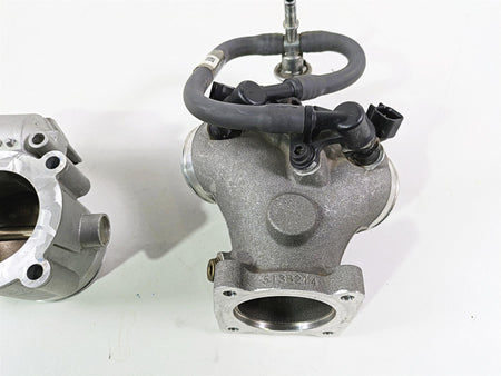 2016 Indian Chief Classic Throttle Body & Intake Manifold 5138214 1204685 {{ shop.shopifyCountryName }} - Mototech271