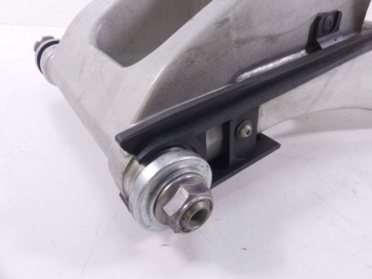 2015 Yamaha YZF-R1M Rear Swingarm Swing Arm Suspension + 28mm Axle 2CR-22110-10 {{ shop.shopifyCountryName }} - Mototech271
