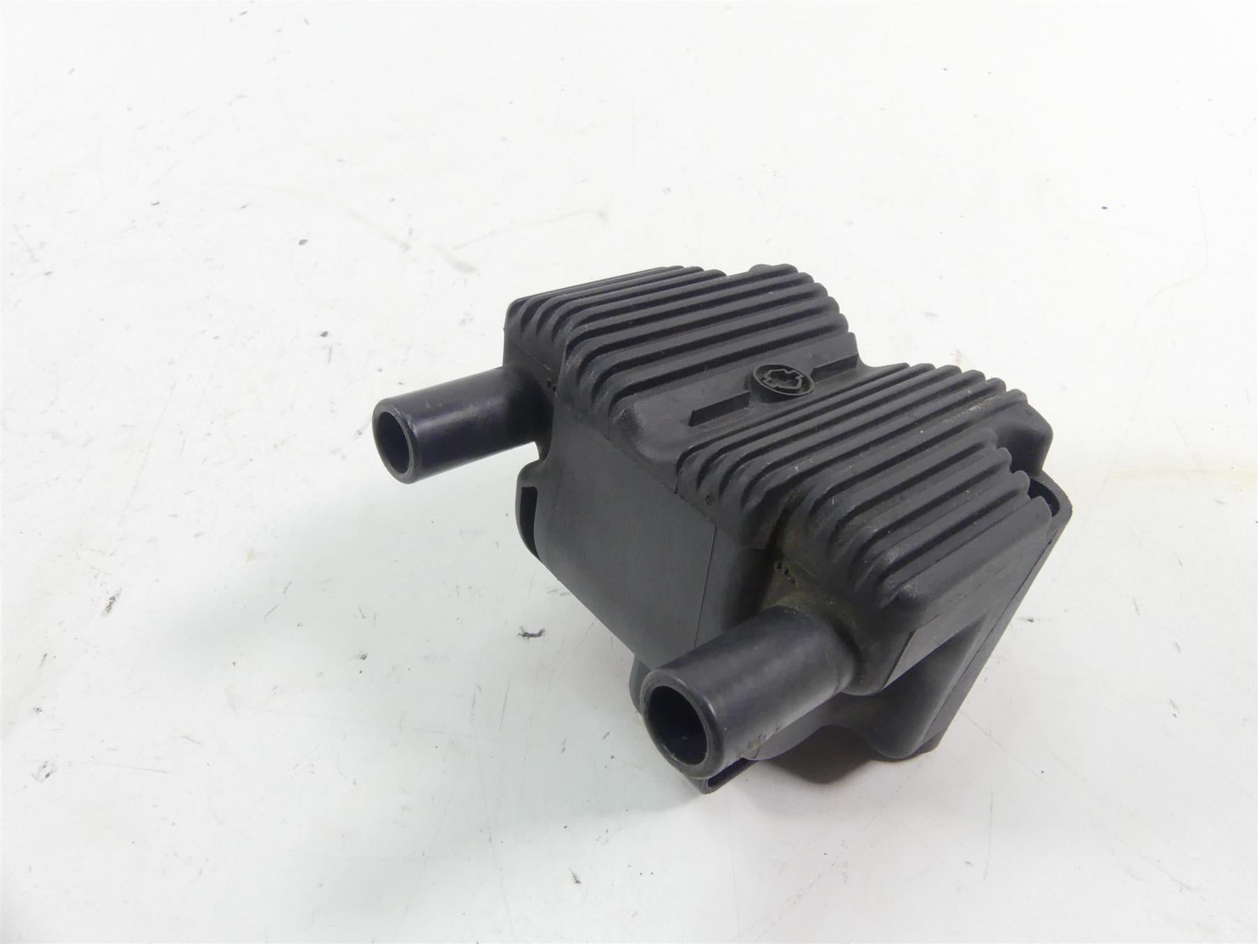 2004 Harley Softail FXSTD SE CVO Deuce Ignition Coil & Chrome Cover 31743-01 {{ shop.shopifyCountryName }} - Mototech271