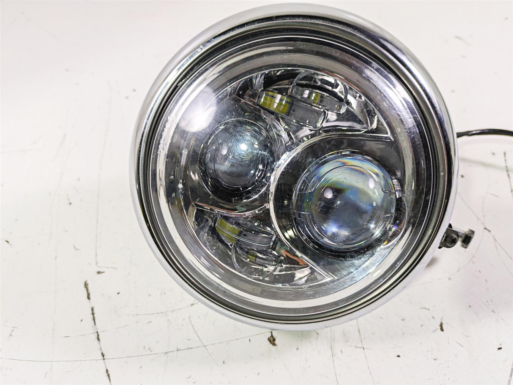 2016 Harley FLSTC Softail Heritage Headlight Head Lamp & Led Light 69748-05B {{ shop.shopifyCountryName }} - Mototech271
