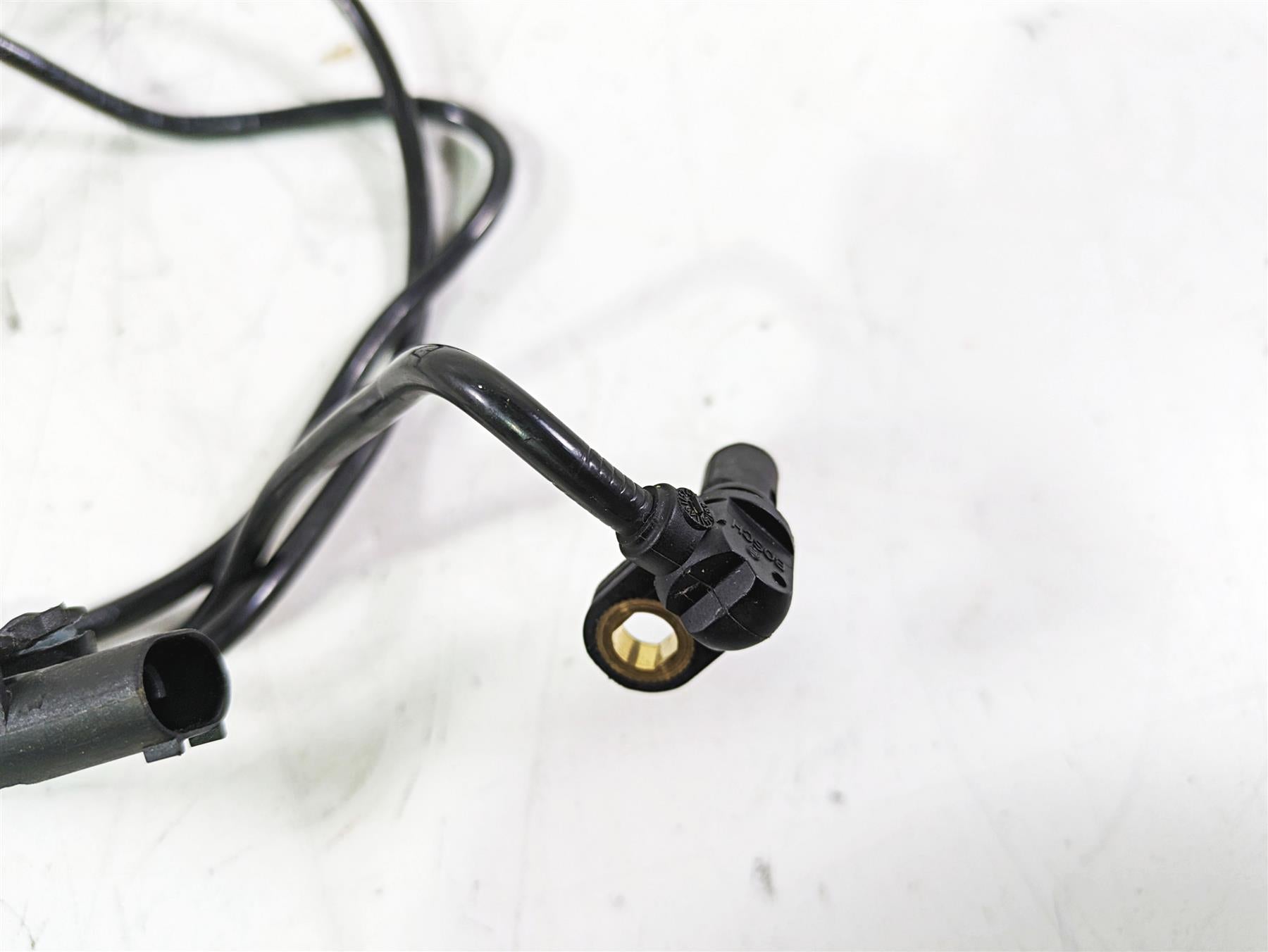 2017 BMW S1000R K47 Front Abs Brake Wheel Speed Sensor - Read 34527715117 {{ shop.shopifyCountryName }} - Mototech271