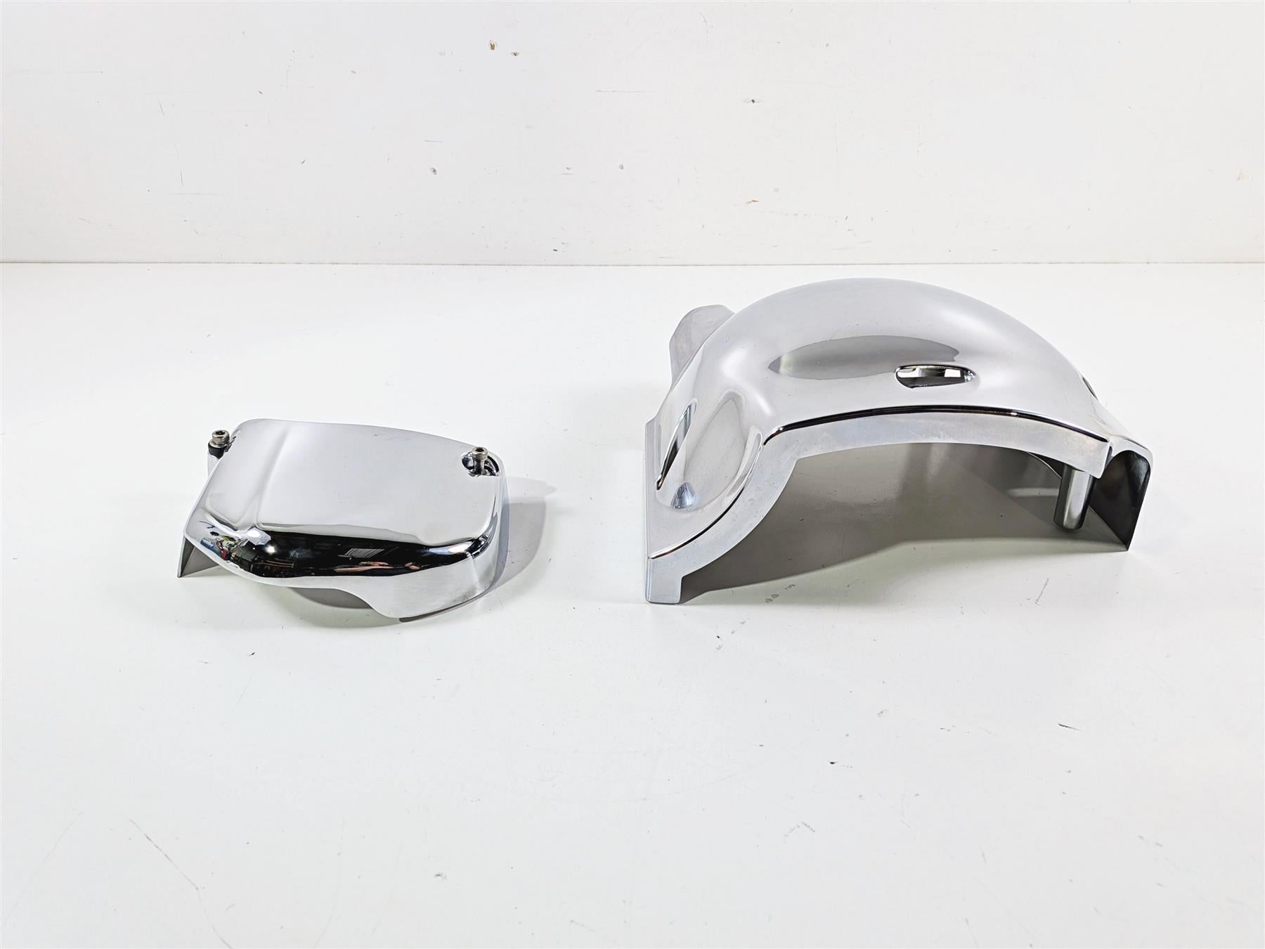 2006 Suzuki C90 VL1500T Boulevard Rear Engine Side Cover Set 11361-10F00 {{ shop.shopifyCountryName }} - Mototech271