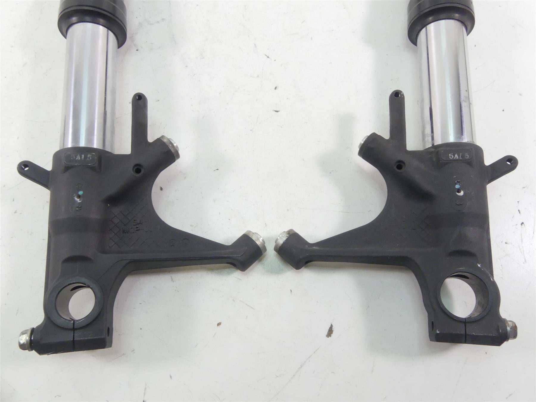 2015 Honda CBR1000 RR SC59 Straight Front Showa Fork Legs -Read 51500-MGP-308 {{ shop.shopifyCountryName }} - Mototech271