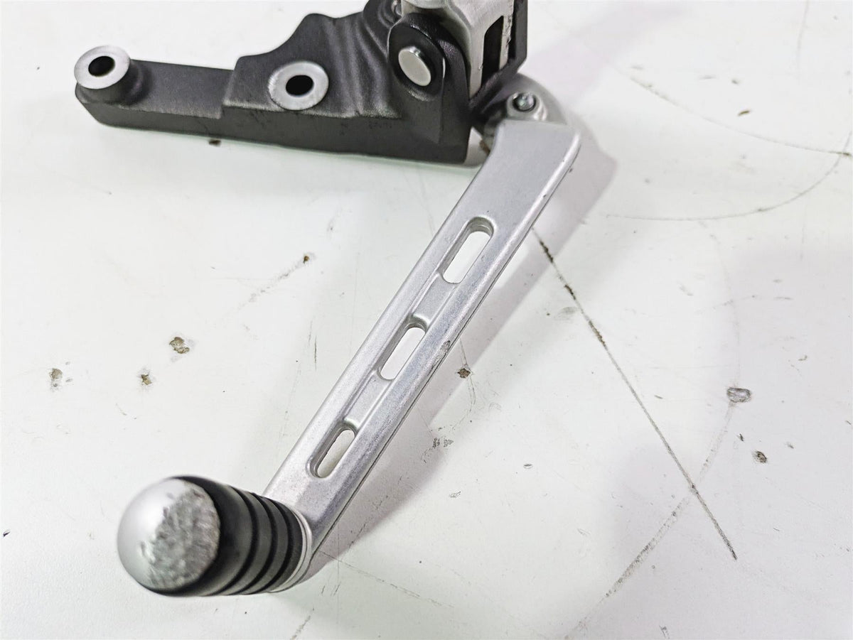 2019 Triumph Speed Triple RS 1050 Front Left Footpeg & Shifter READ T2081737 {{ shop.shopifyCountryName }} - Mototech271