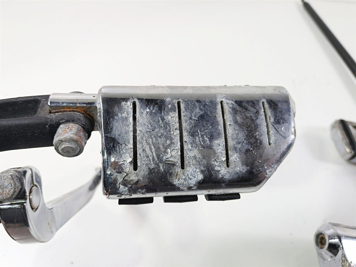 1998 Harley Dyna FXDL Low Rider Front Rider Footpeg + Brake Shift Lever 50649-90 {{ shop.shopifyCountryName }} - Mototech271