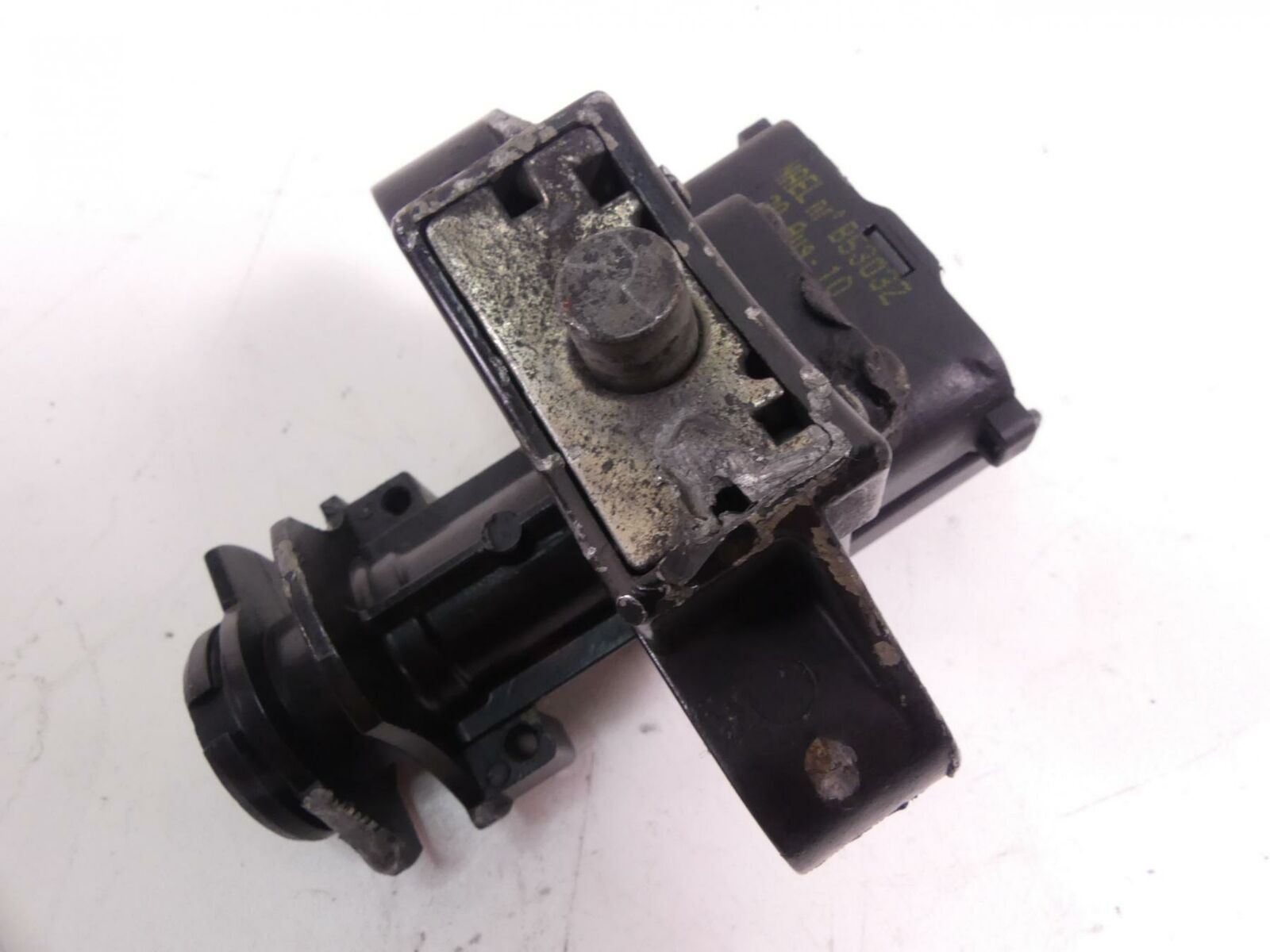 2011 BMW R1200RT K26 Cdi Ecu Ecm Engine Control + Ignition Switch Set 1361852166 {{ shop.shopifyCountryName }} - Mototech271