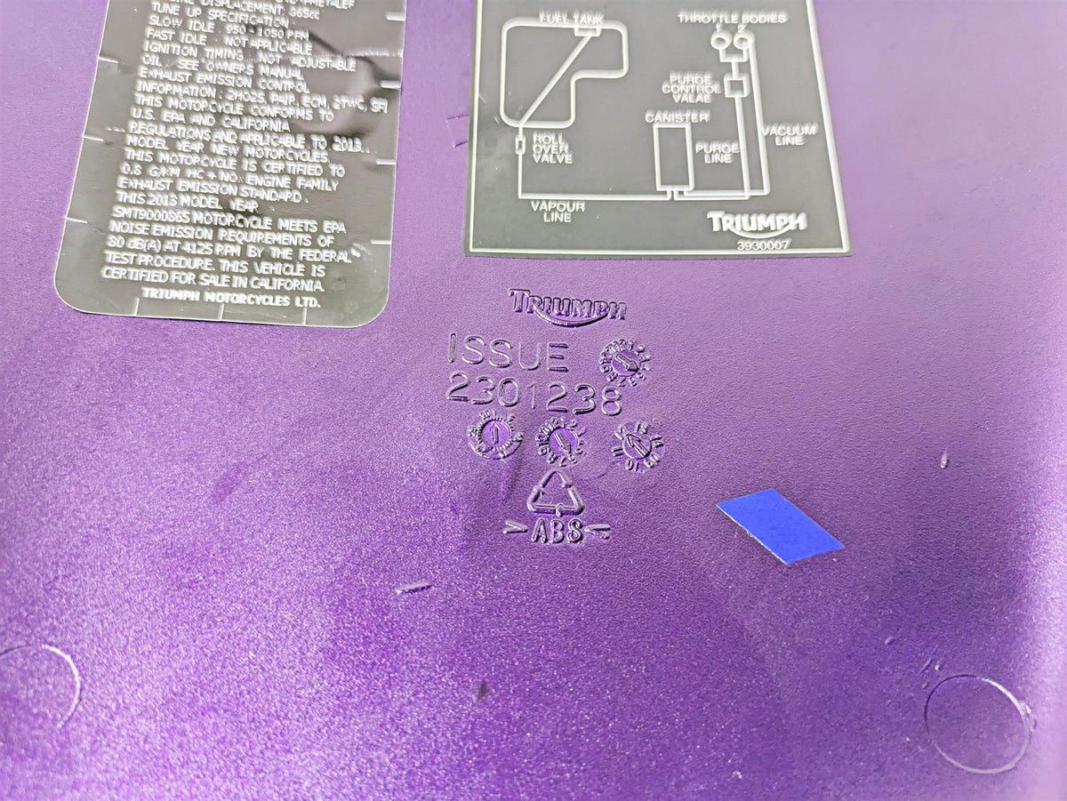 2013 Triumph Bonneville Side Cover Fairing Set Imperial Purple -Read T2309434-KF {{ shop.shopifyCountryName }} - Mototech271