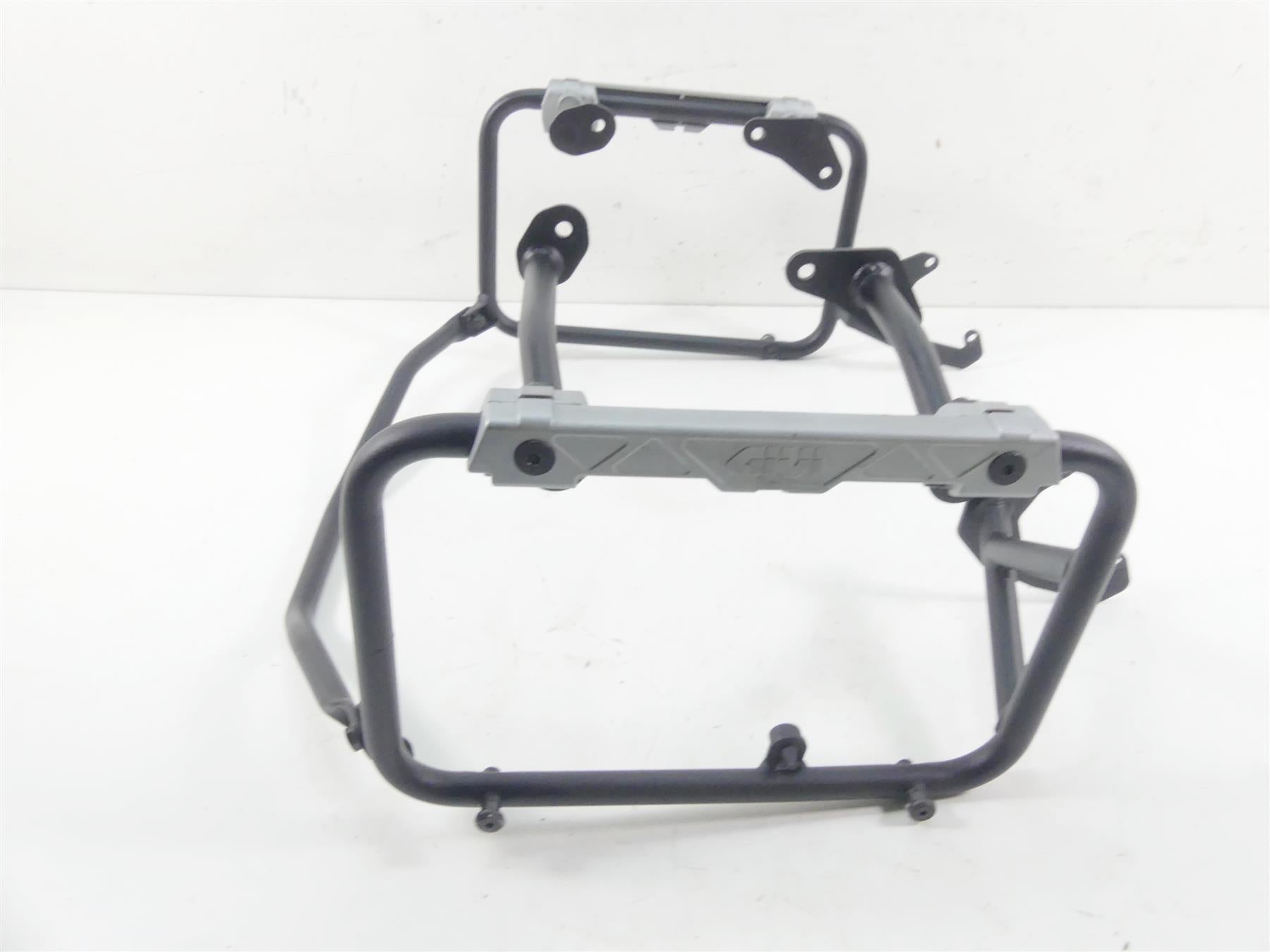2015 KTM 1290 Adventure Givi Tracker Outback Side Panier Holder Rack PL7705CAM {{ shop.shopifyCountryName }} - Mototech271