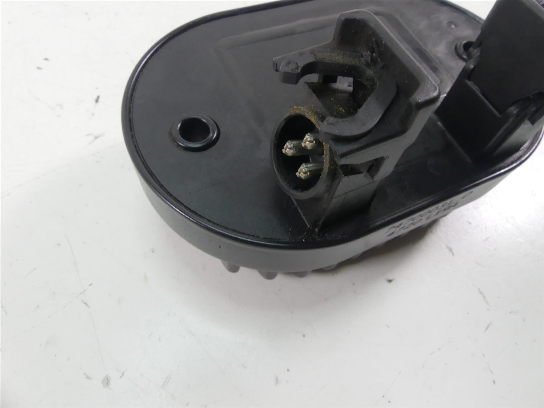 2021 Harley Softail FLSB Sport Glide Rectifier Voltage Regulator 74700031 {{ shop.shopifyCountryName }} - Mototech271