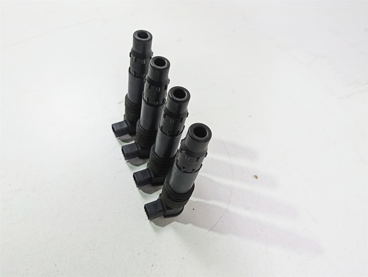 2006 Suzuki GSXR1000 K6 Denso Ignition Coil Set 33410-35F10 33410-35F11 {{ shop.shopifyCountryName }} - Mototech271