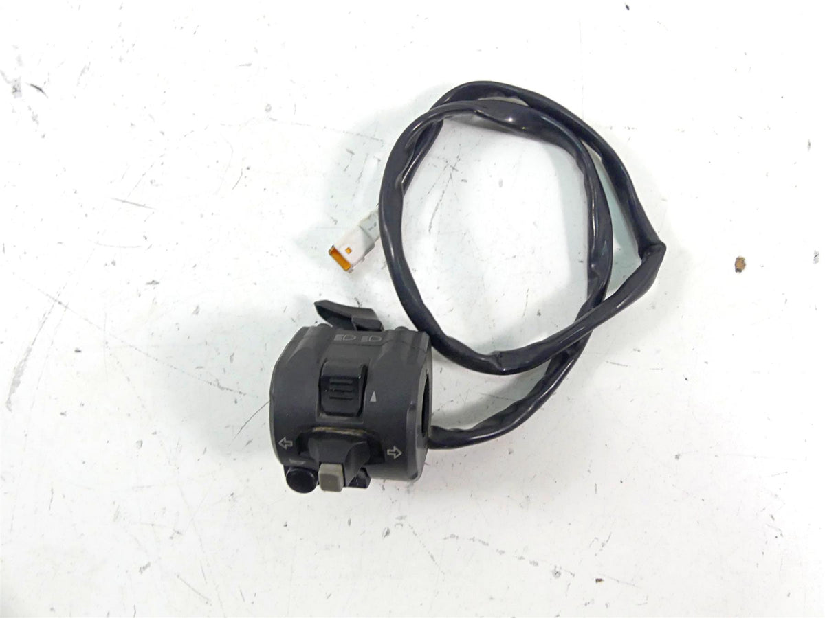 2013 Ducati Diavel Red Left Hand Light Blinker Control Switch 65110112E {{ shop.shopifyCountryName }} - Mototech271