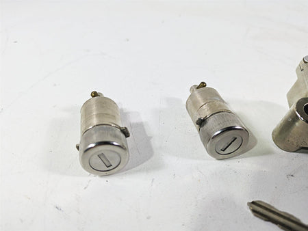 2018 Indian Chieftain Dark Horse Steering & Saddle Bag Lock & Key Set 2635146 {{ shop.shopifyCountryName }} - Mototech271