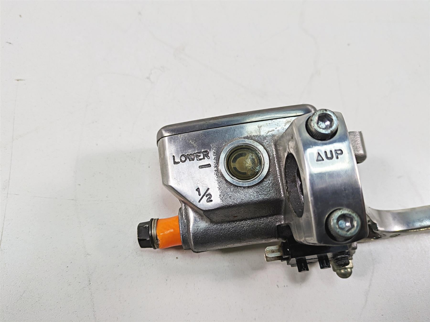 2006 Honda VT1100 C2 Shadow 1/2 Front Brake Master Cylinder 45510-MAH-A81 {{ shop.shopifyCountryName }} - Mototech271