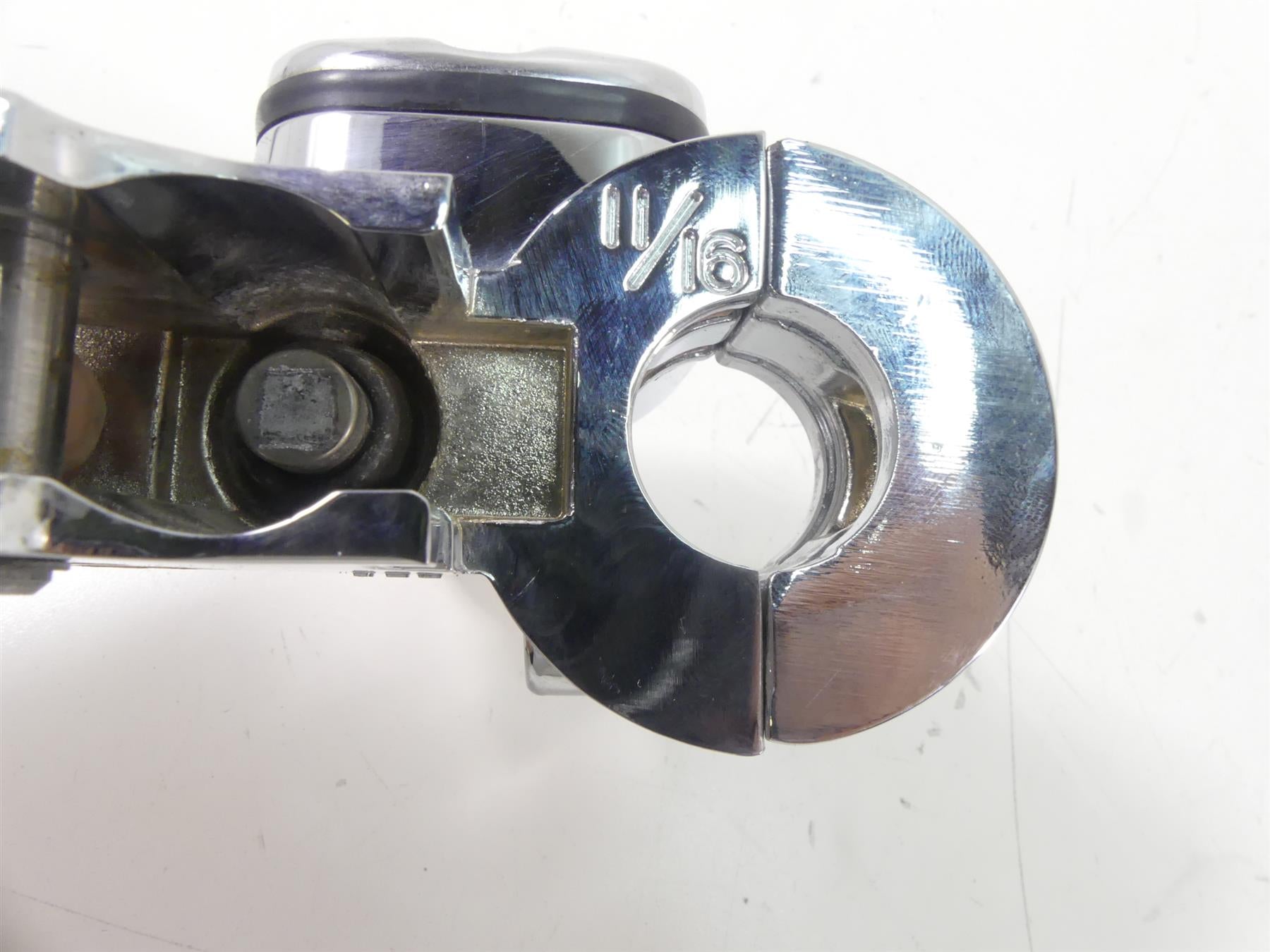 2007 Harley Touring FLHTCU SE CVO Electra Glide Clutch Master Cyl 11/16 46113-02 {{ shop.shopifyCountryName }} - Mototech271