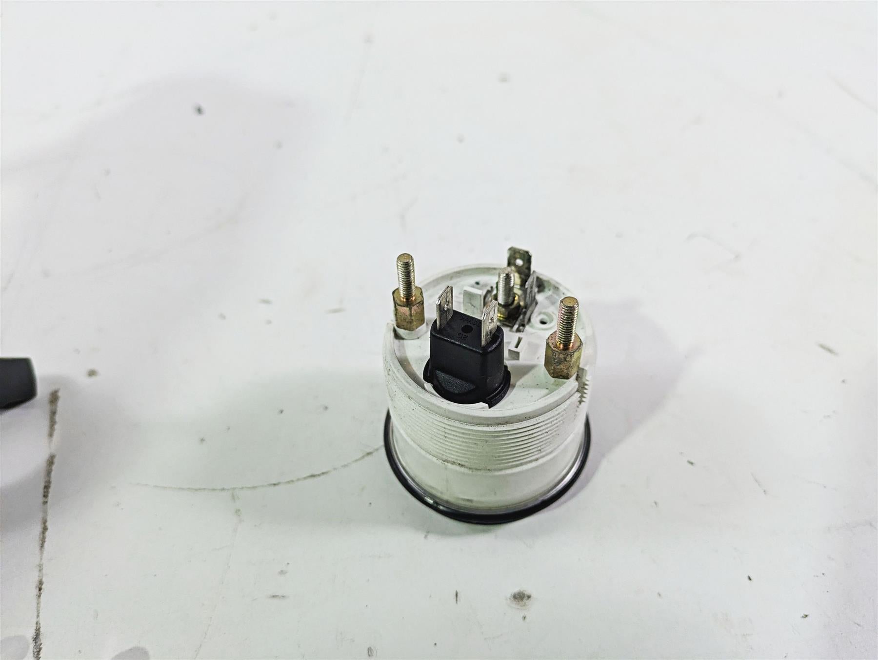 2008 Harley Touring FLHTP Electra Glide Voltage Volt Meter Gauge 74526-96C {{ shop.shopifyCountryName }} - Mototech271