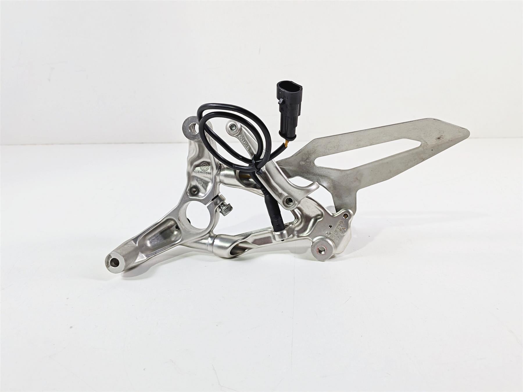 2017 Ducati Panigale 1299 Right Foot Peg & Frame Mount 82414621AA 8291E071AA-Mototech271
