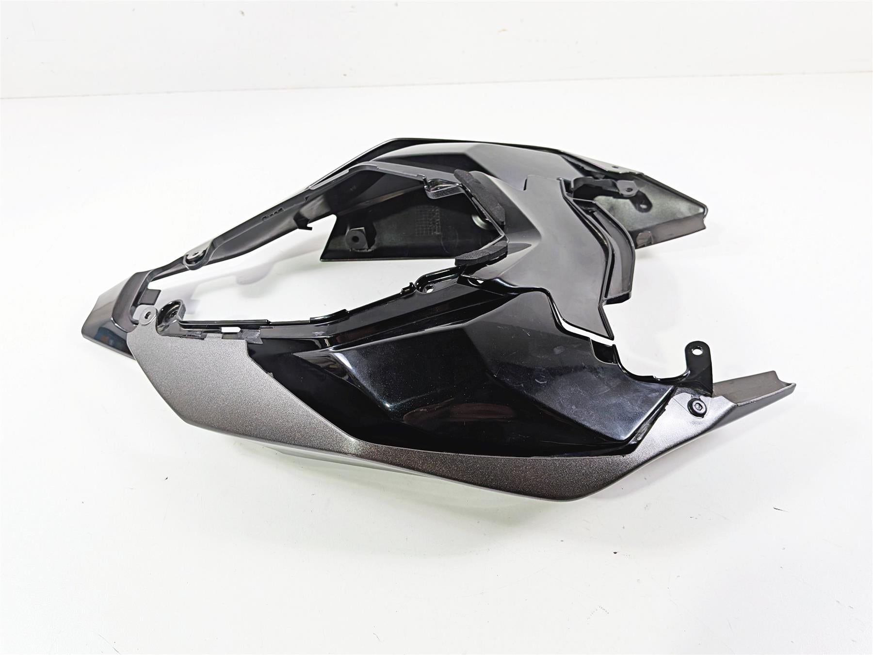 2022 Kawasaki ZX10R ZX1000 Ninja Tail Cover Fairing Set - No Rash 36042-0006 {{ shop.shopifyCountryName }} - Mototech271