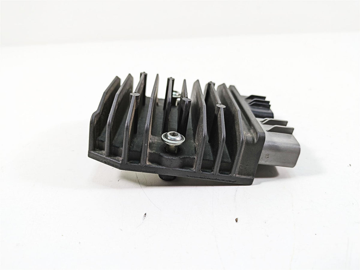 2020 Ducati Hypermotard 950 SP Rectifier Voltage Regulator SH821AA 54040321A {{ shop.shopifyCountryName }} - Mototech271