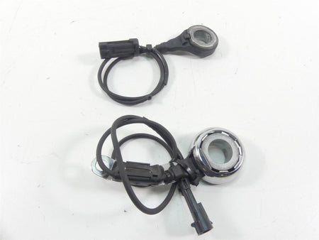 2009 Harley FLHTCU SE4 CVO E-Glide Abs Brake Wheel Speed Sensor Set 40614-08 {{ shop.shopifyCountryName }} - Mototech271