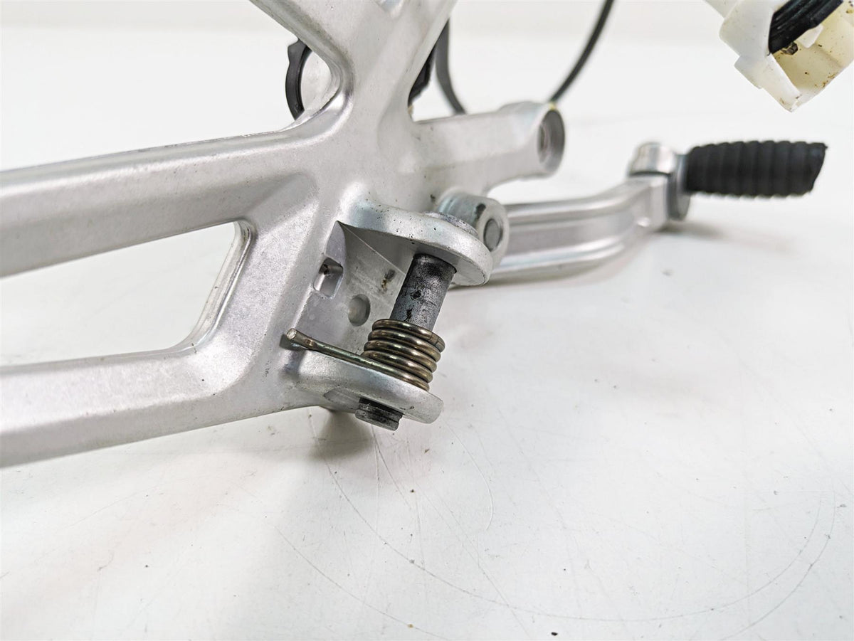 2020 Aprilia Tuono V4 Factory Right Front Footpeg Mount & Brake Ped 2B003415 {{ shop.shopifyCountryName }} - Mototech271