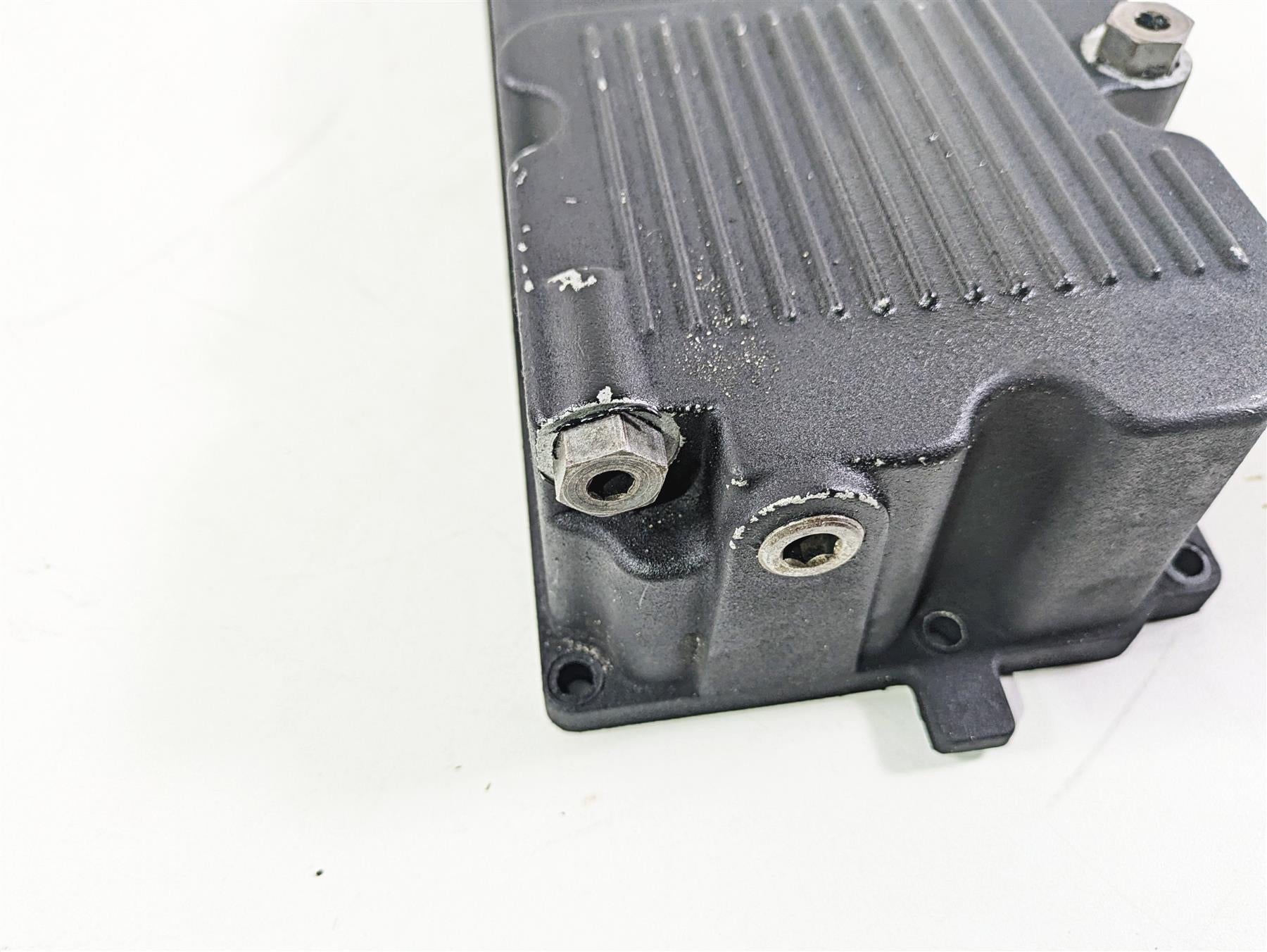 2005 Harley Touring FLHRI Road King Transmission Bottom Cover Oil Pan 62711-99 {{ shop.shopifyCountryName }} - Mototech271