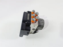Load image into Gallery viewer, 2016 Harley Touring FLHR Road King  Abs Brake Pump Module Unit 41100013A
