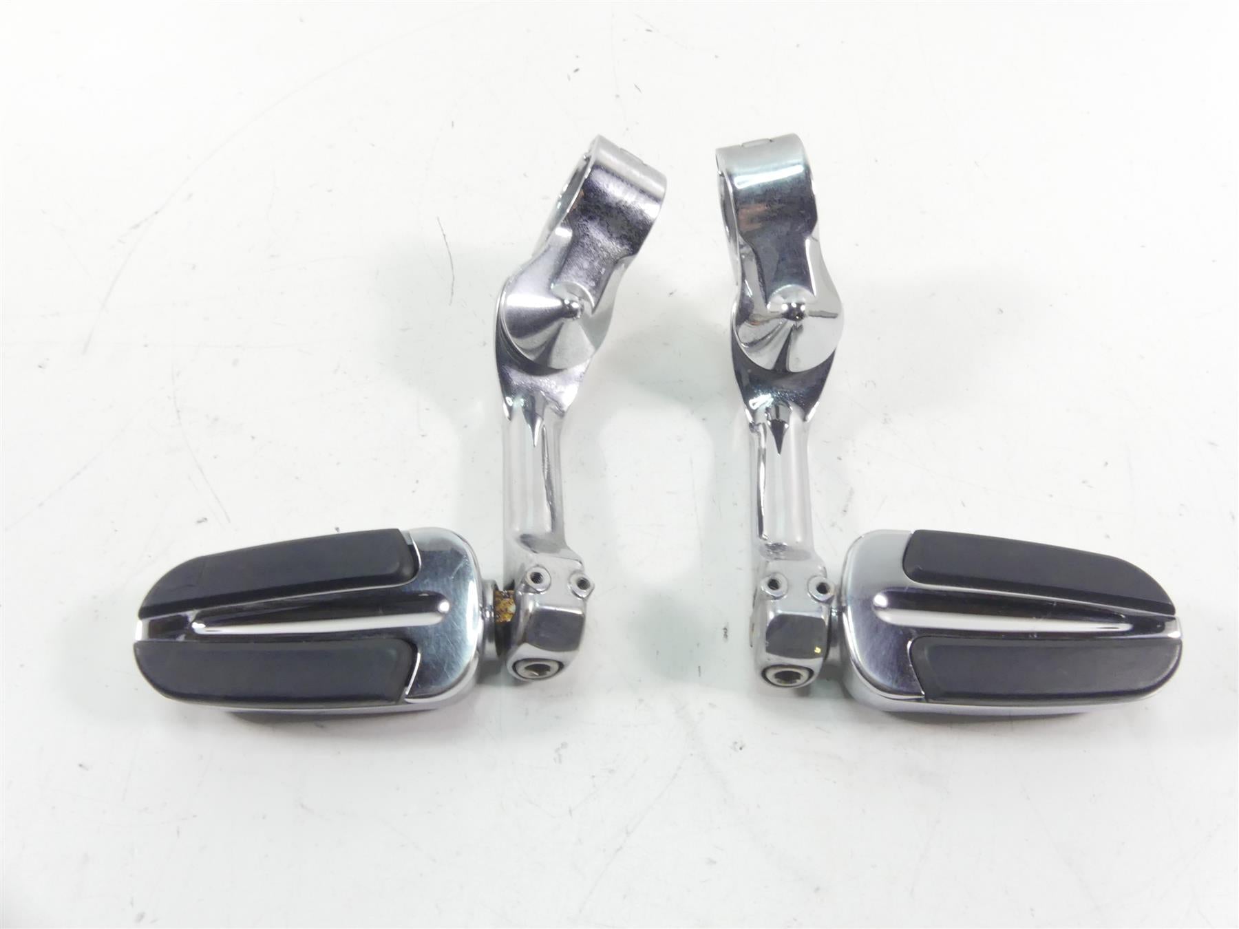 2013 Harley Touring FLHTK Electra Glide Highway Foot Pegs + 5" Mount 50829-07A {{ shop.shopifyCountryName }} - Mototech271