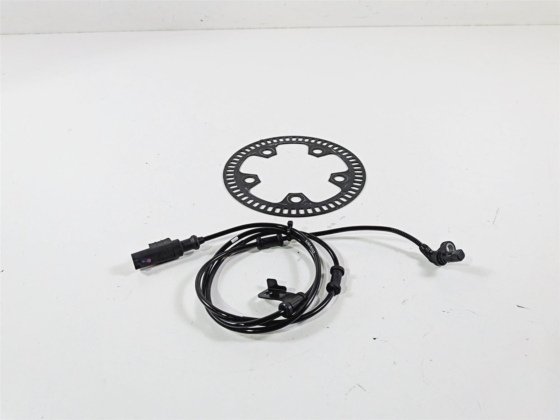 2022 Kawasaki ZX10R ZX1000 Ninja Front Abs Brake Wheel Speed Sensor 21176-0979 {{ shop.shopifyCountryName }} - Mototech271