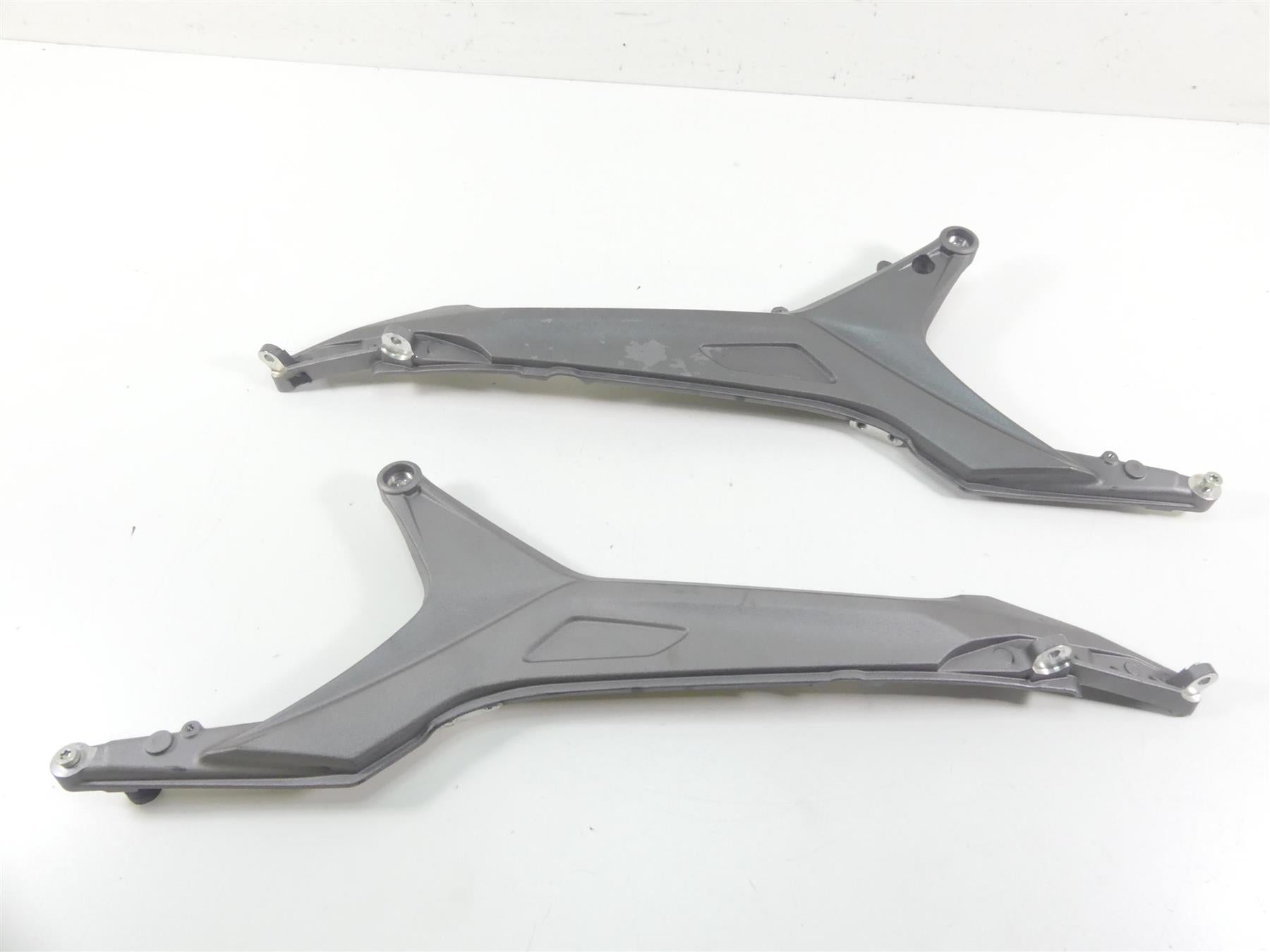 2014 Ducati Hypermotard 821 SP Rear Subframe Sub Frame Set 47110361BA 47110351BA {{ shop.shopifyCountryName }} - Mototech271