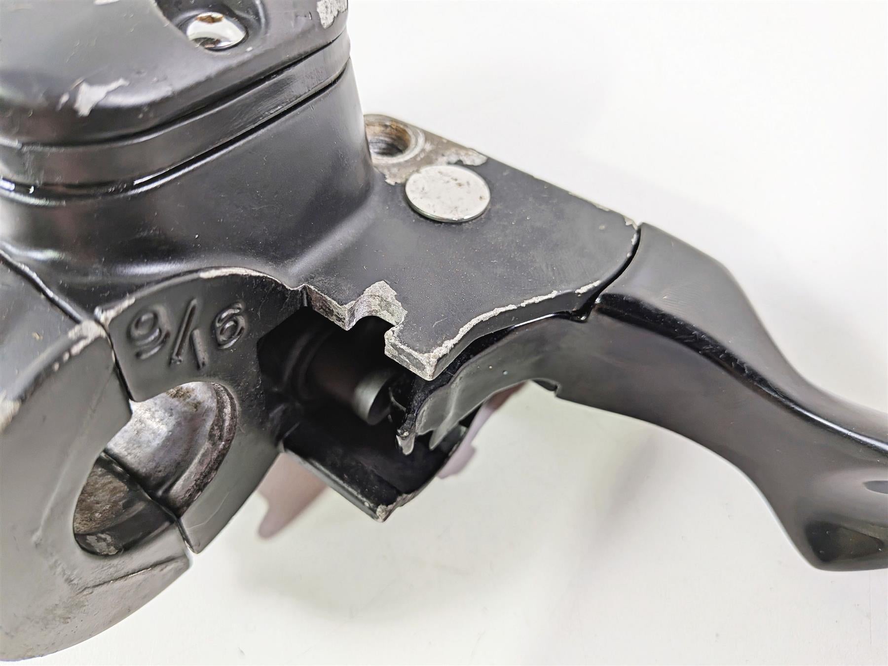 2003 Harley Sportster XL1200 Front Brake Master Cylinder 9/16 45019-96F {{ shop.shopifyCountryName }} - Mototech271