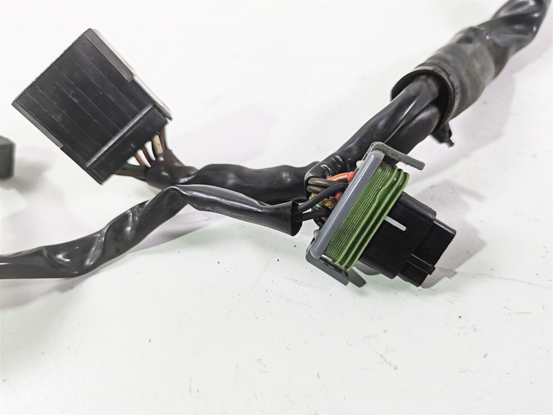 2010 Harley Dyna FXDB Street Bob Speedometer Wiring Harness - No Cut 70472-06 {{ shop.shopifyCountryName }} - Mototech271