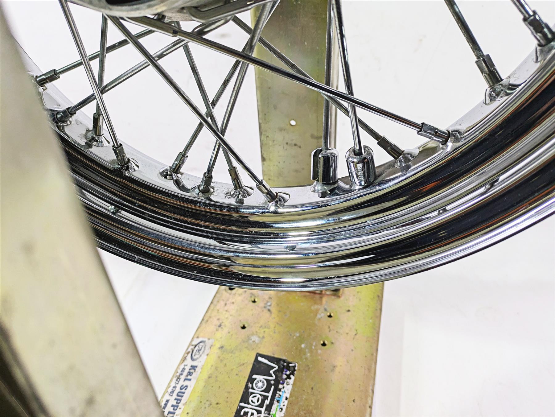 2020 Harley Softail FXST Standard 16x3 Rear Wheel Rim Spoke 40700-08A {{ shop.shopifyCountryName }} - Mototech271