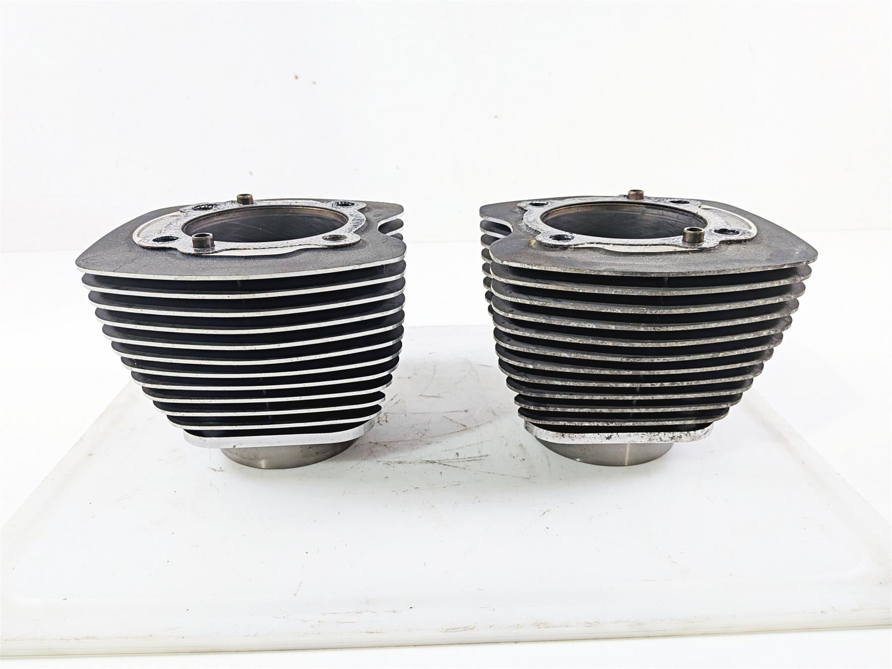 2014 Harley FXDL Dyna Low Rider Cylinder Jug Barrel 103ci Set 16547-99A {{ shop.shopifyCountryName }} - Mototech271