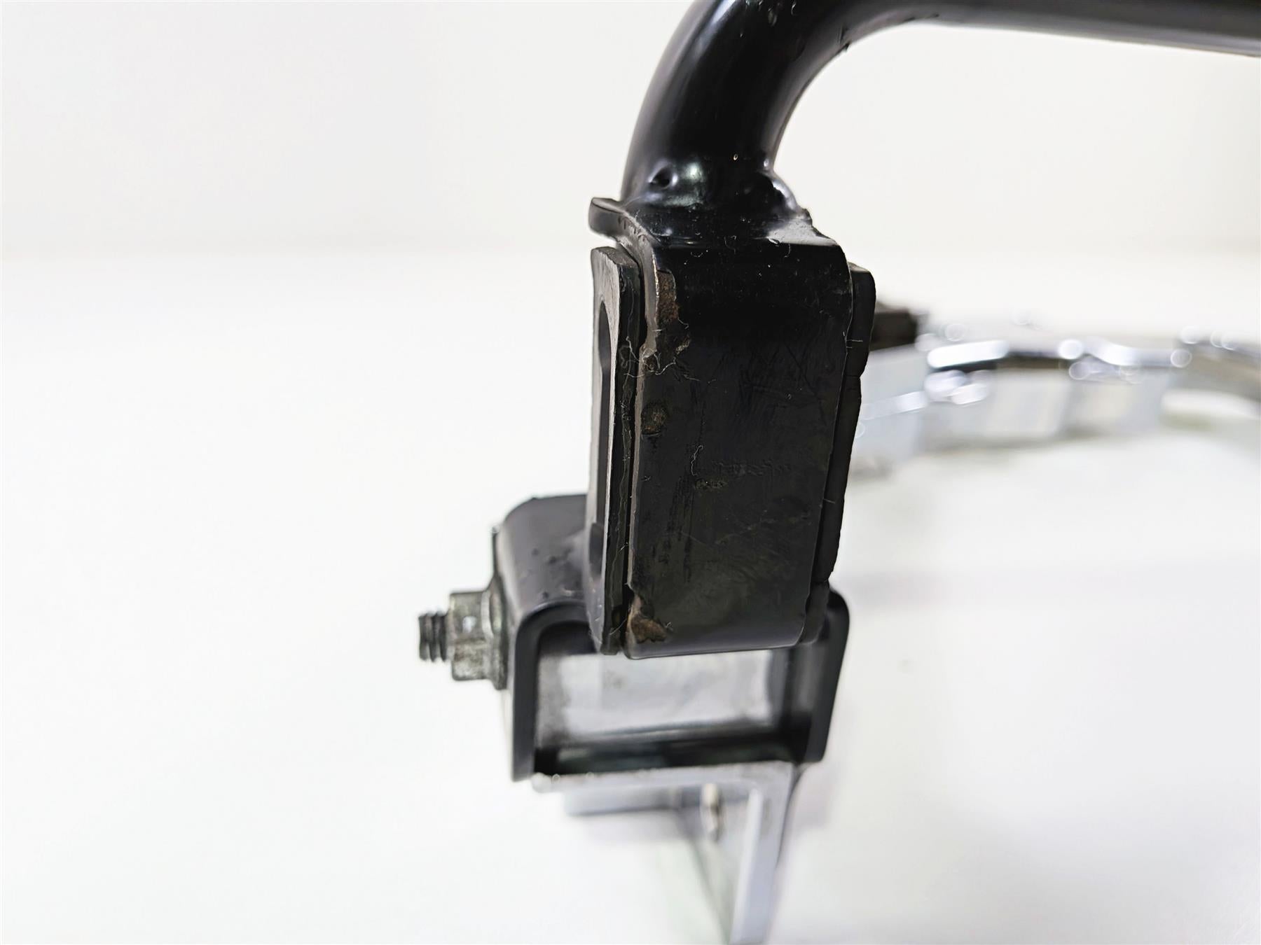 2016 Harley Touring FLHX Street Glide Right Rear Chrome Saddlebag Mount 90200502 {{ shop.shopifyCountryName }} - Mototech271